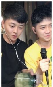 高火火与郭聪明的关系揭秘：友谊、合作还是闹掰？