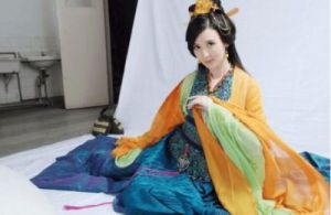 《乘风破浪的姐姐》张萌呼唤胡歌，神话三美重聚引发网友热议